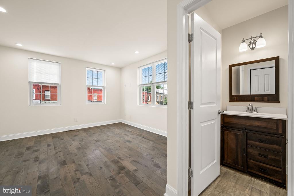 1335 S 46TH STREET