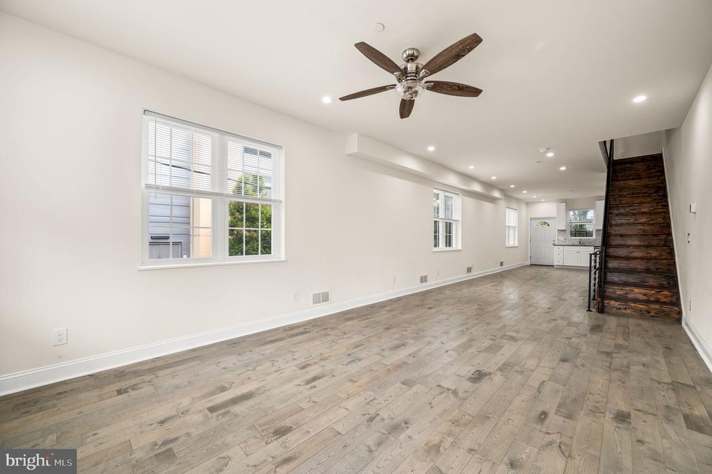 1335 S 46TH STREET