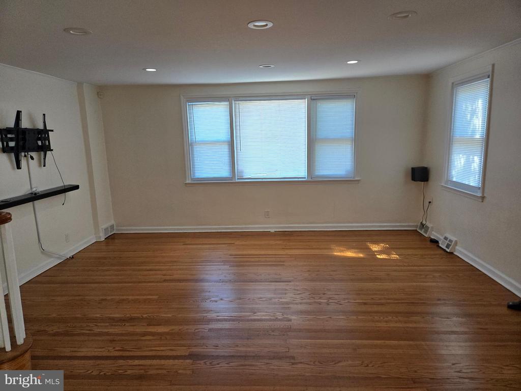 6500 BRADFORD TERRACE