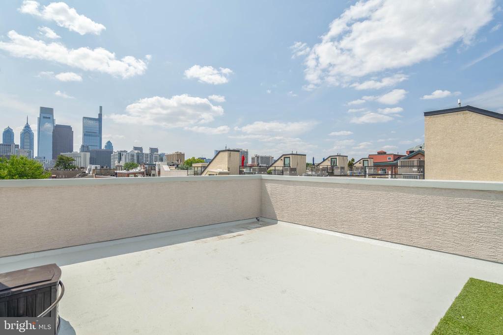 1704 MELON STREET