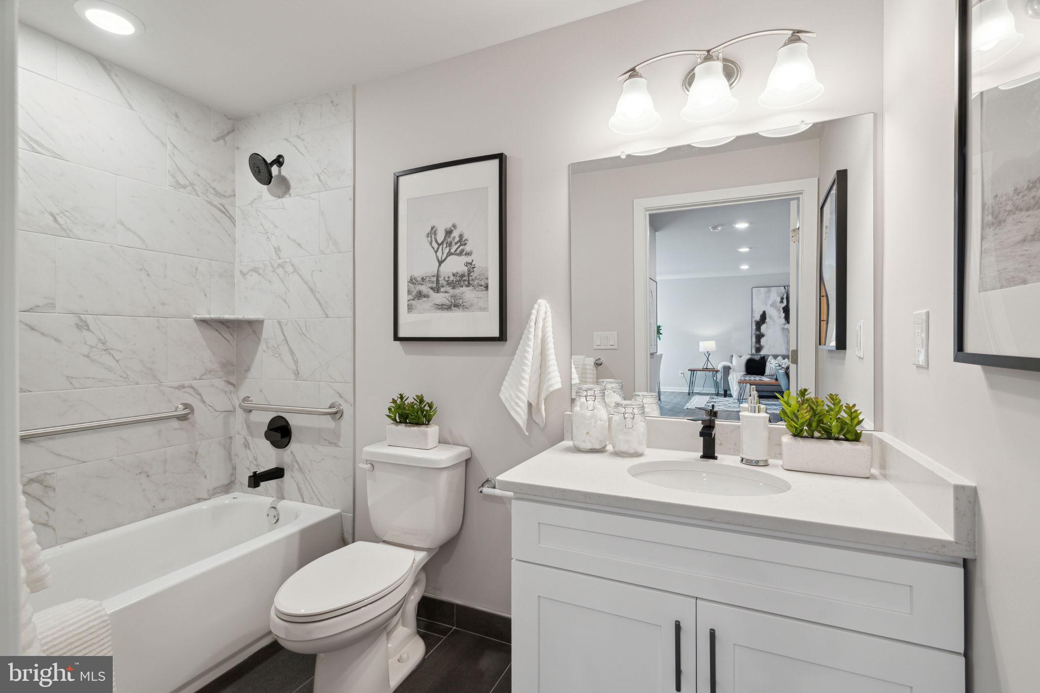 101 W OXFORD STREET 204