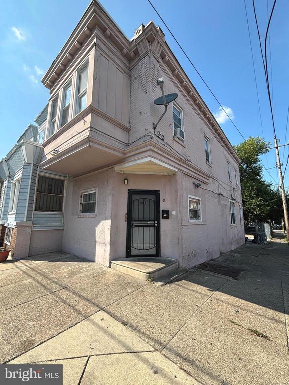 401 W WINGOHOCKING STREET 1ST FLOOR