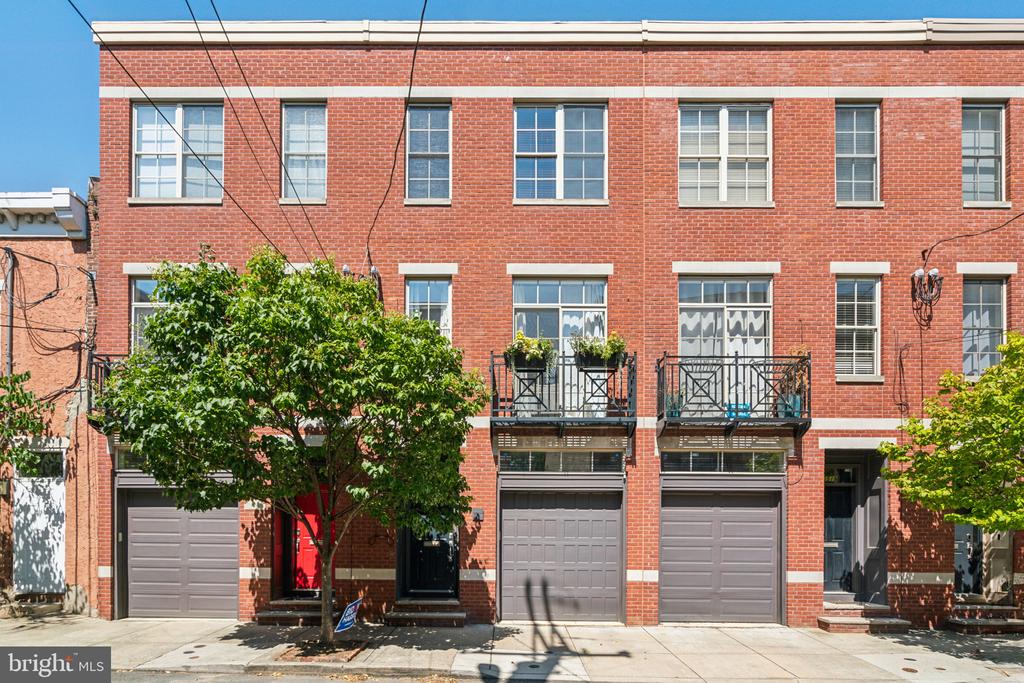 1521 MELON STREET