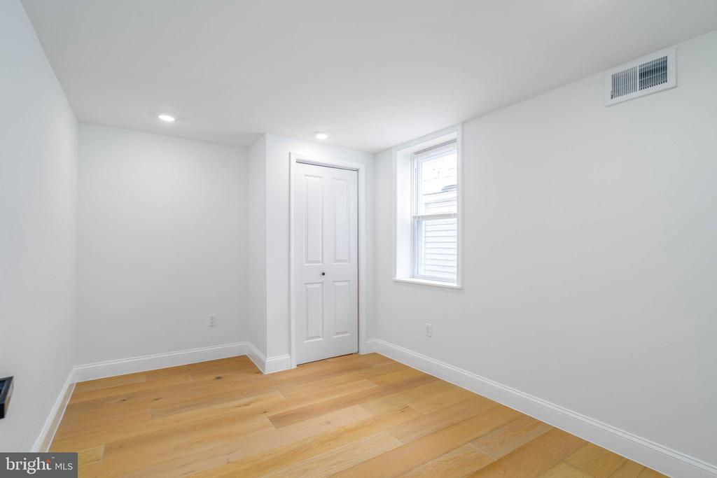 1119 S 23RD STREET