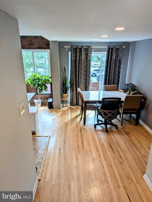 1 CHRISTIAN STREET 26L