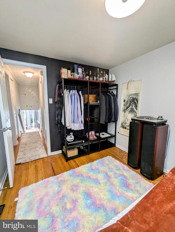 1 CHRISTIAN STREET 26L