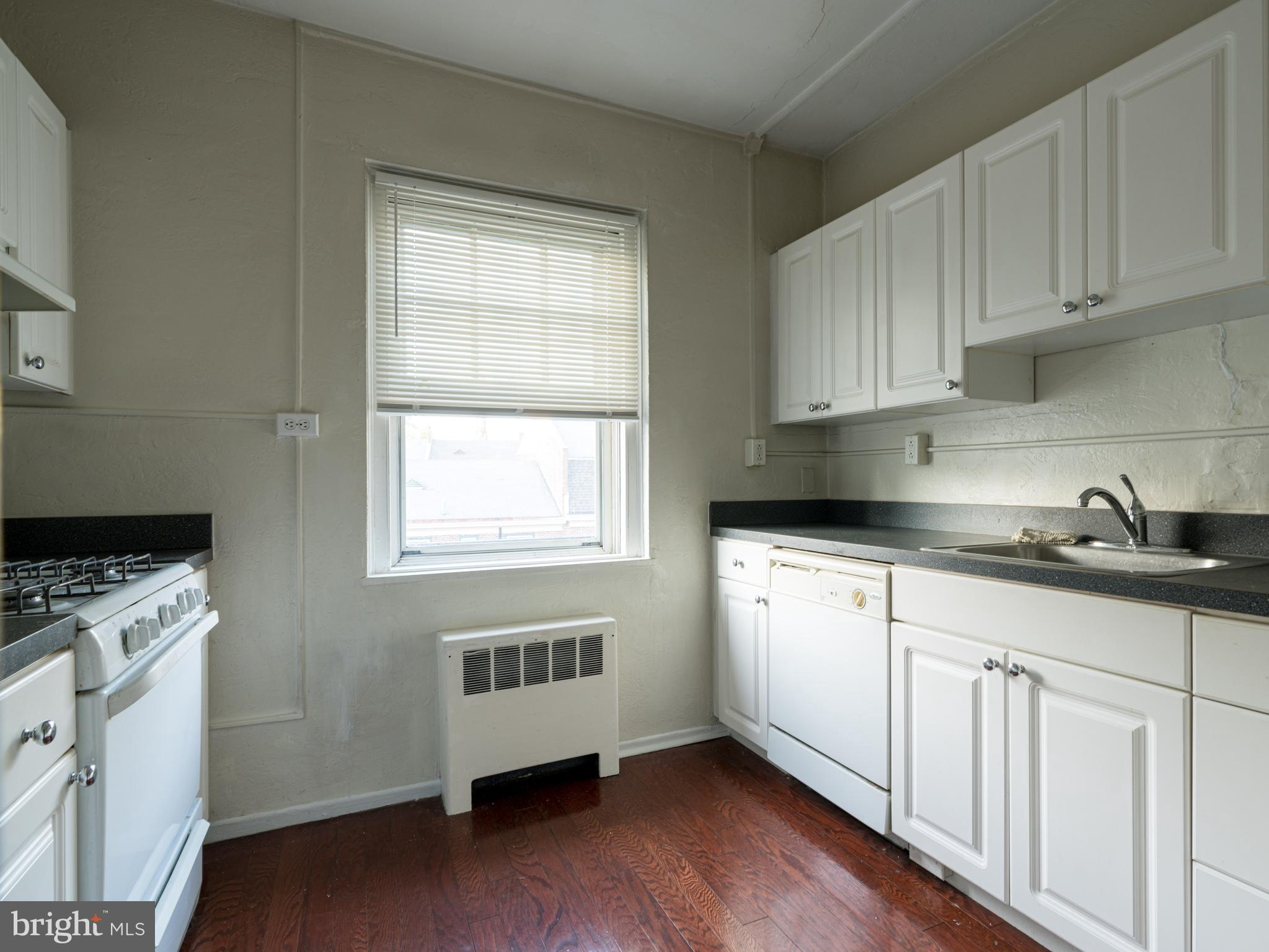 735 N TERRACE E