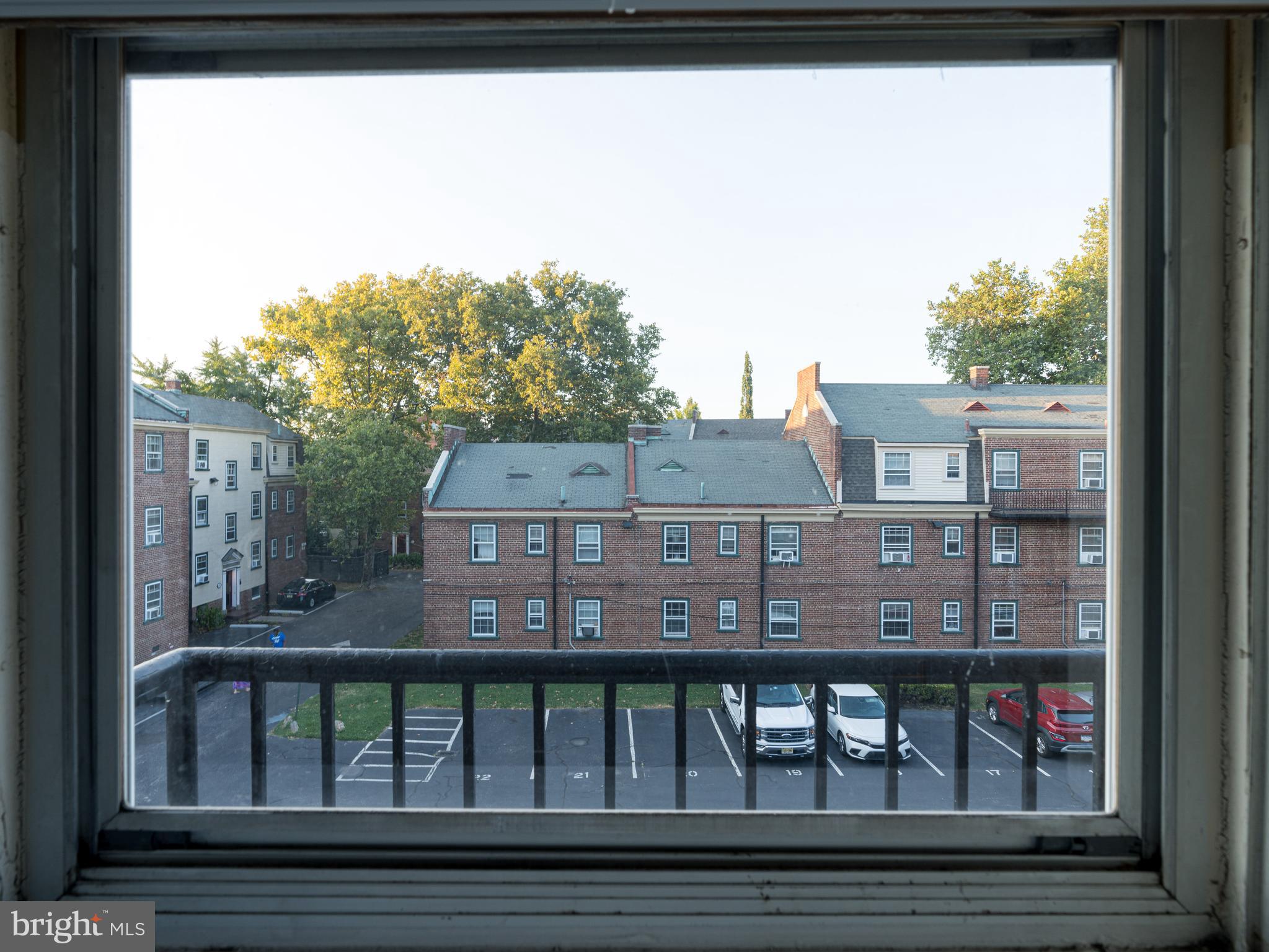 735 N TERRACE E