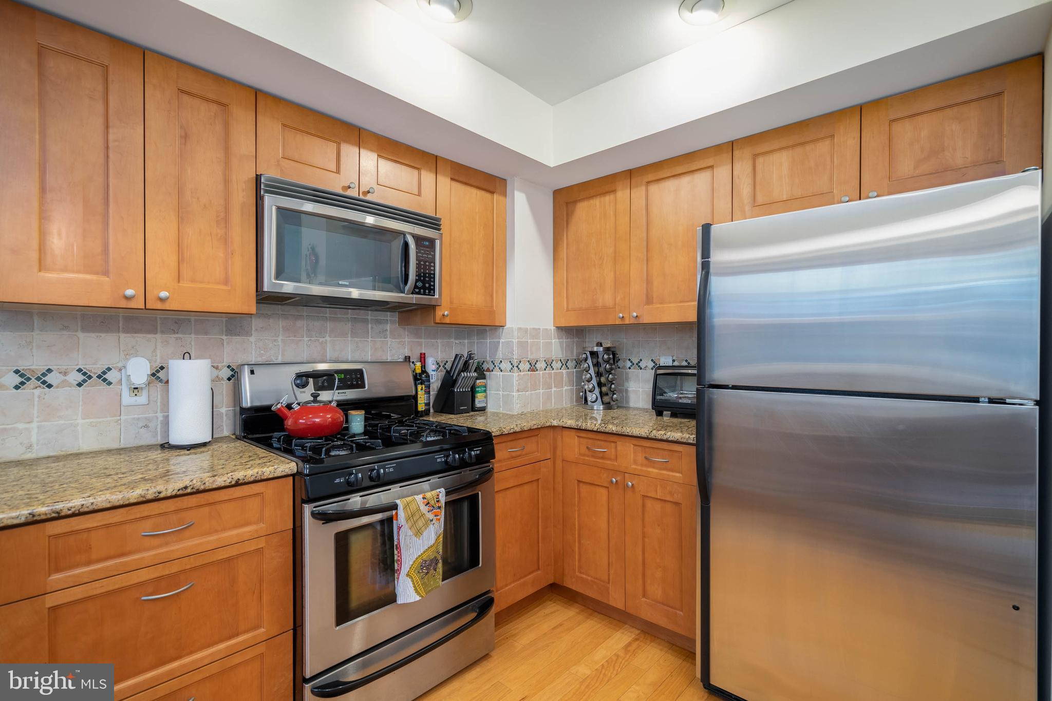 729 S 11TH STREET