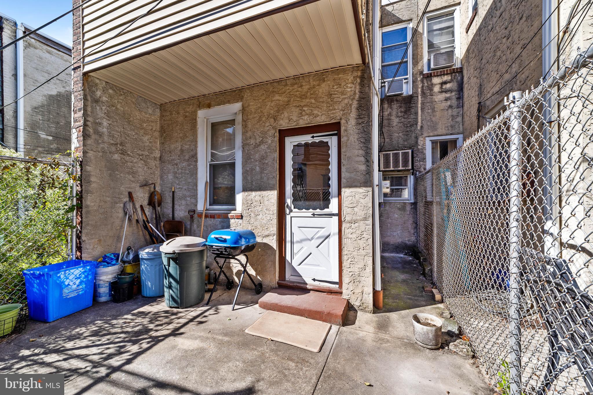 2529 N GRATZ STREET
