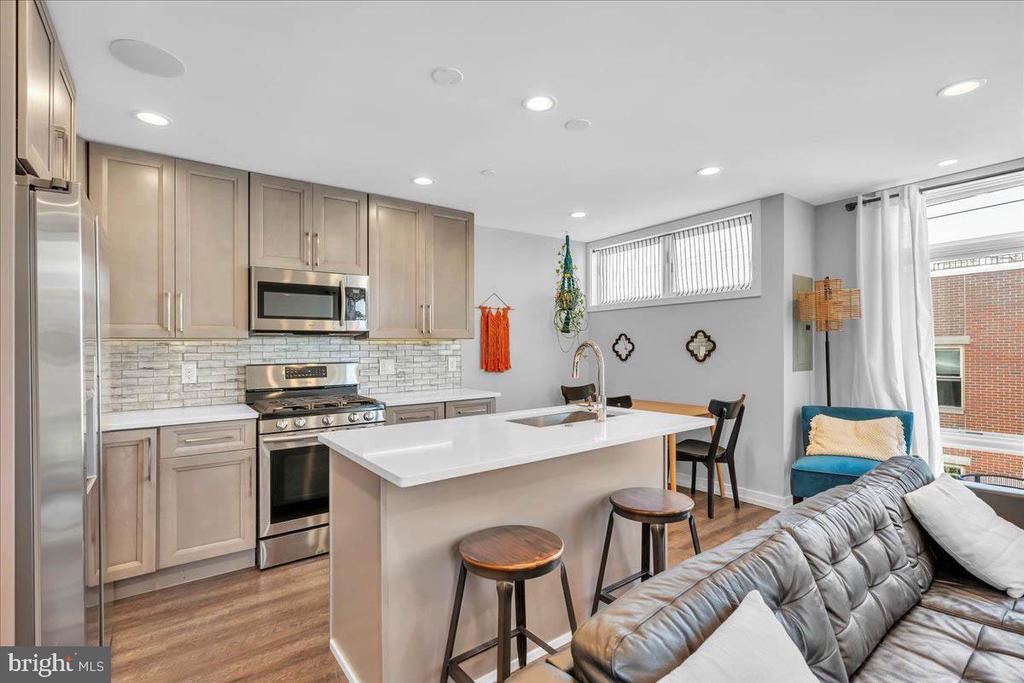 769 N UBER STREET 4