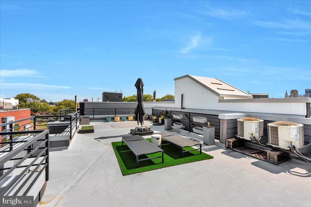 769 N UBER STREET 4