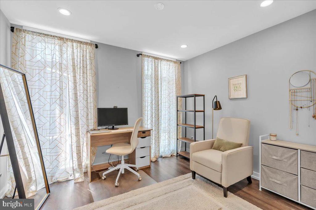 769 N UBER STREET 4