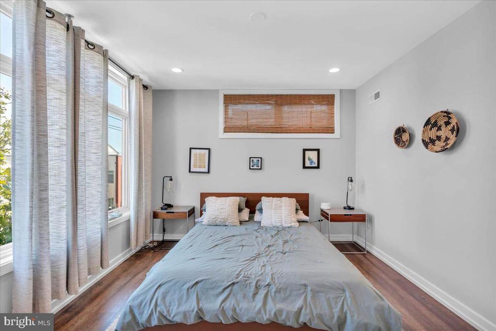 769 N UBER STREET 4
