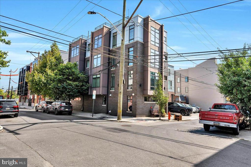 769 N UBER STREET 4