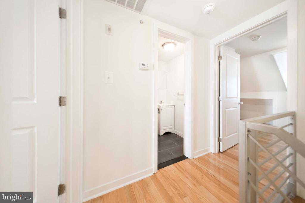 520 S 4TH STREET