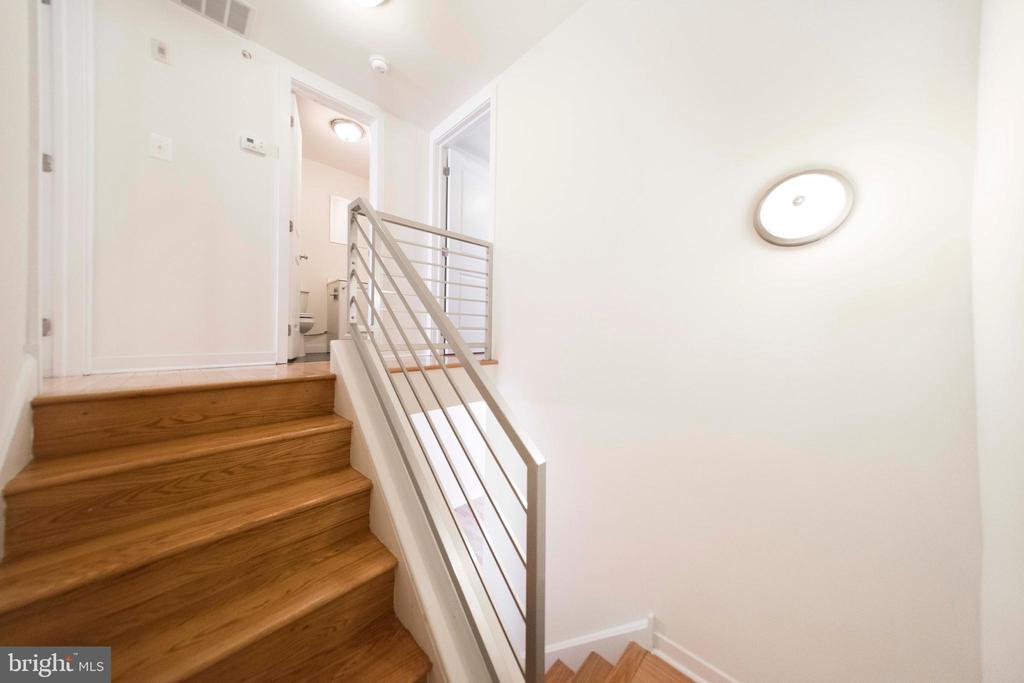 520 S 4TH STREET