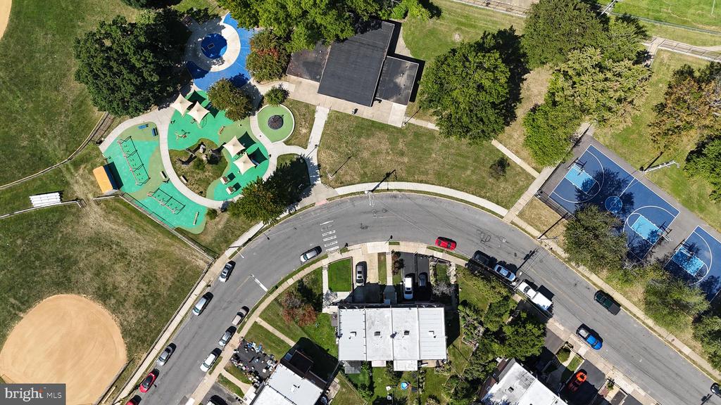 4339 DEERPATH LANE