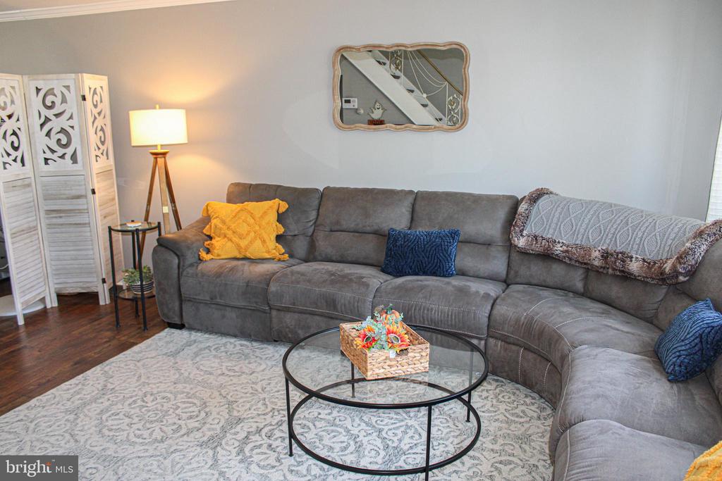 4339 DEERPATH LANE