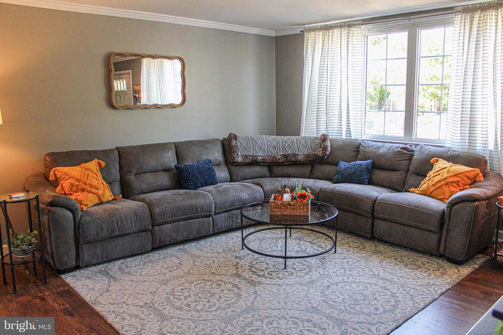 4339 DEERPATH LANE