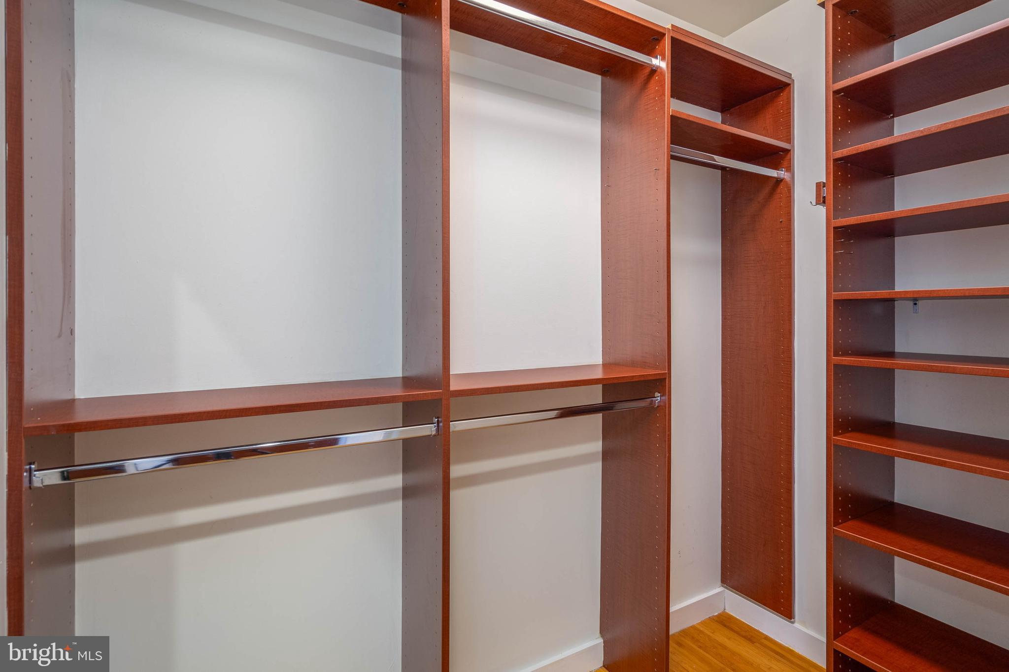319 VINE STREET 108