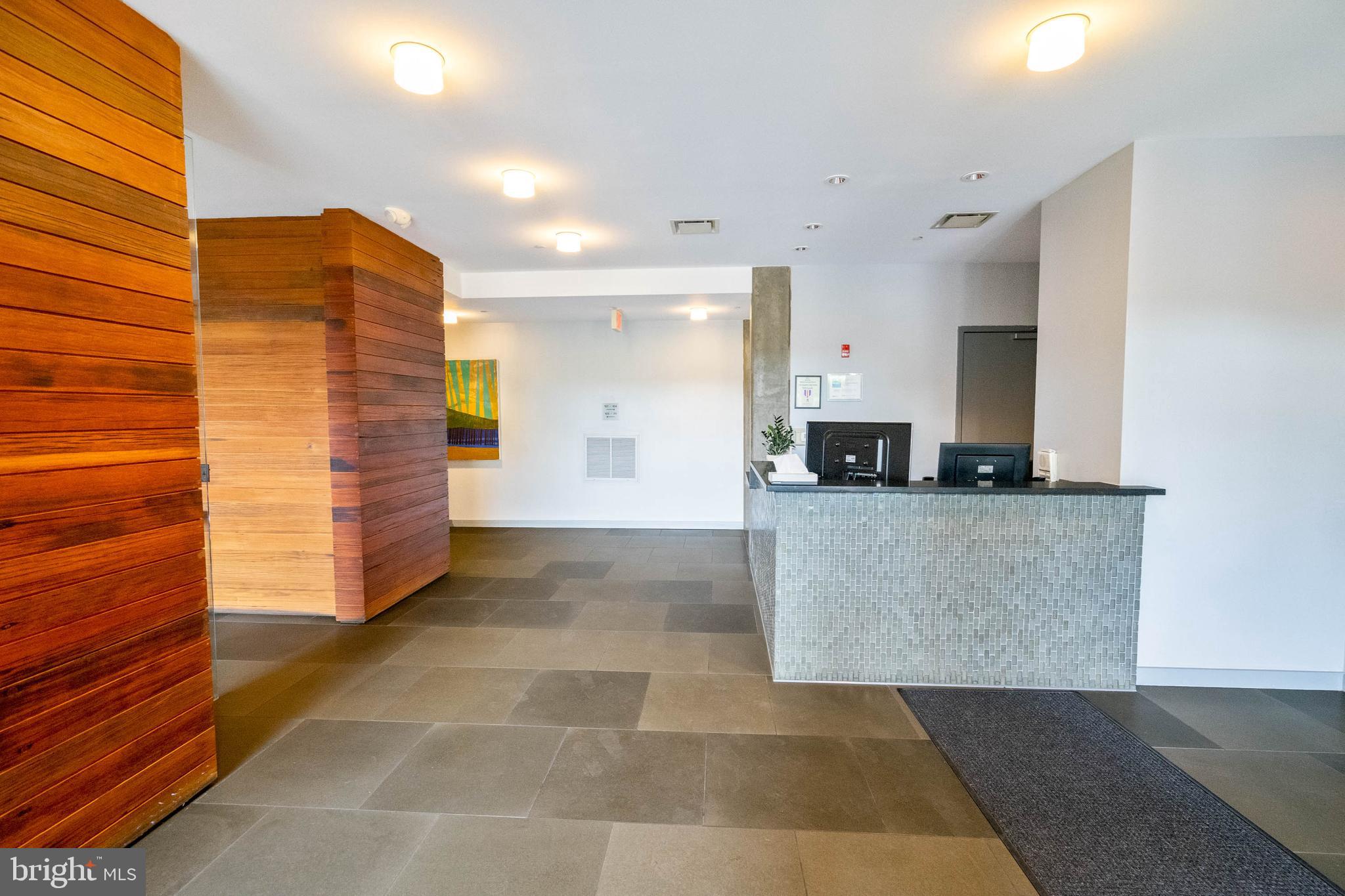 319 VINE STREET 108