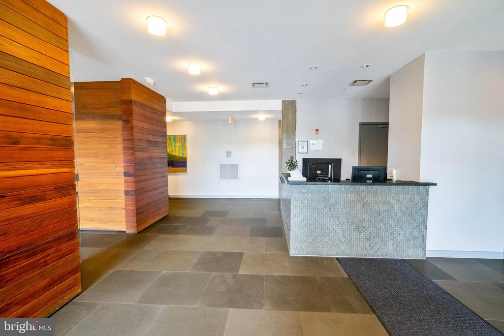 319 VINE STREET 108