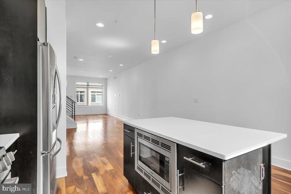 740 S COLUMBUS BOULEVARD 45