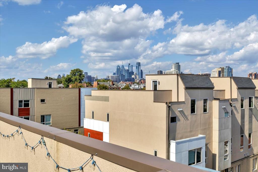 740 S COLUMBUS BOULEVARD 45
