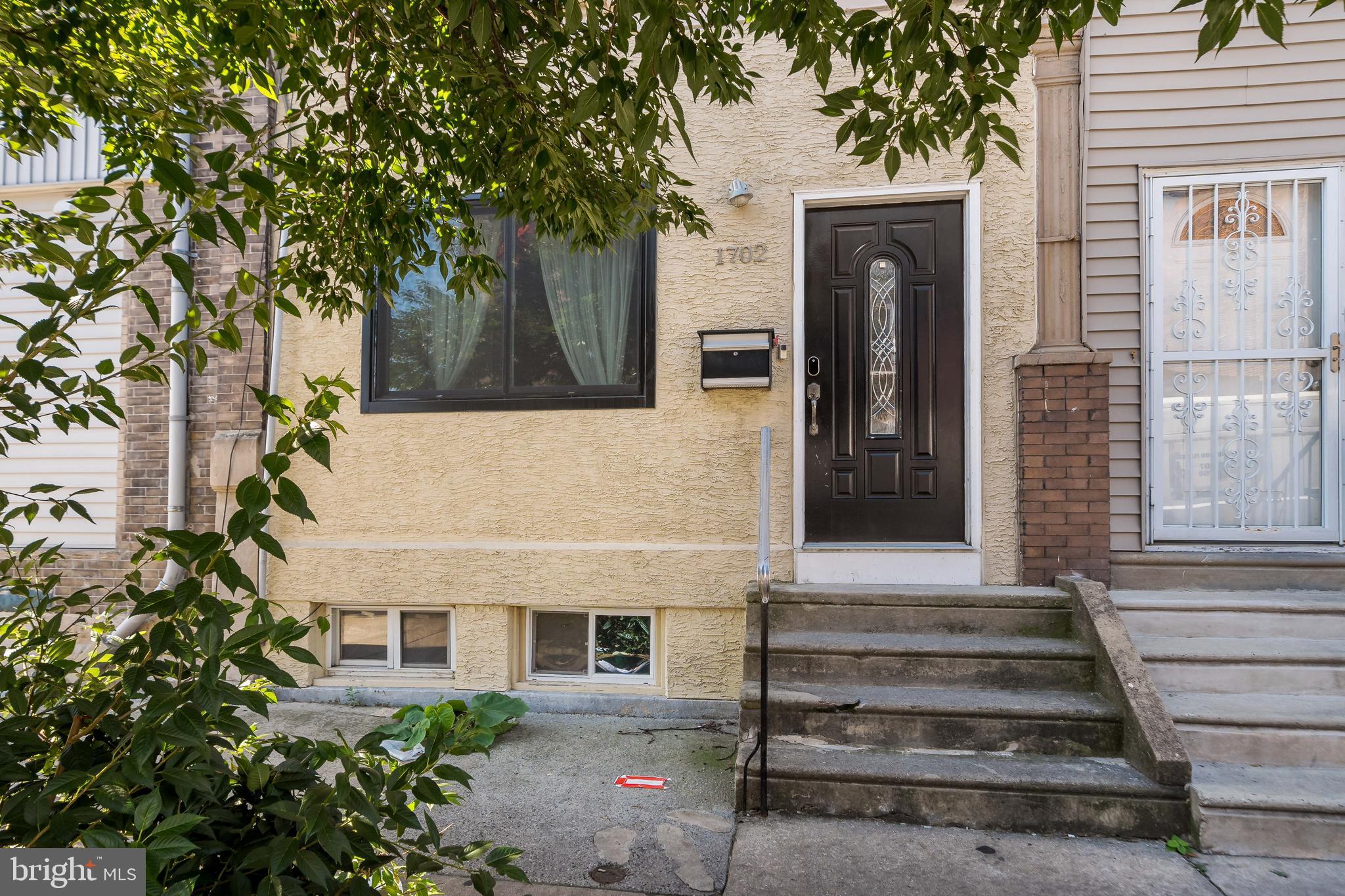 1702 MIFFLIN STREET