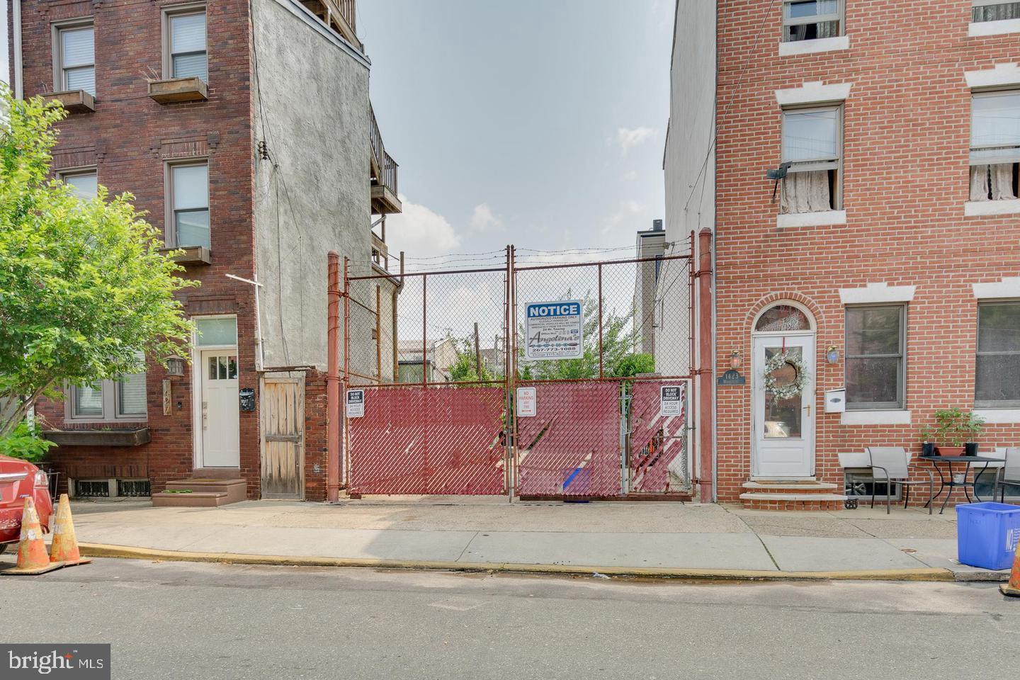 1425 MARLBOROUGH STREET
