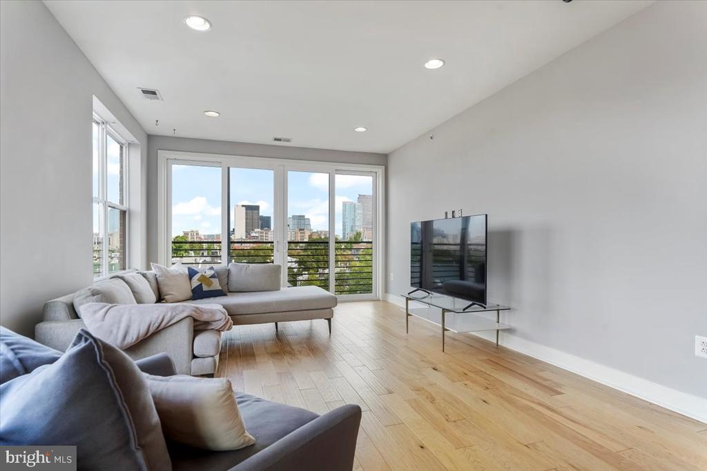 600 S 24TH STREET 503