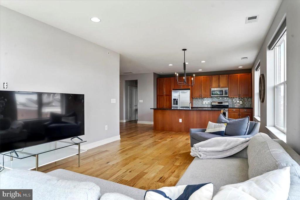 600 S 24TH STREET 503