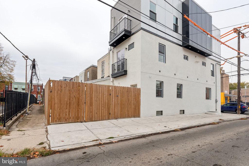 1214 S 22ND STREET
