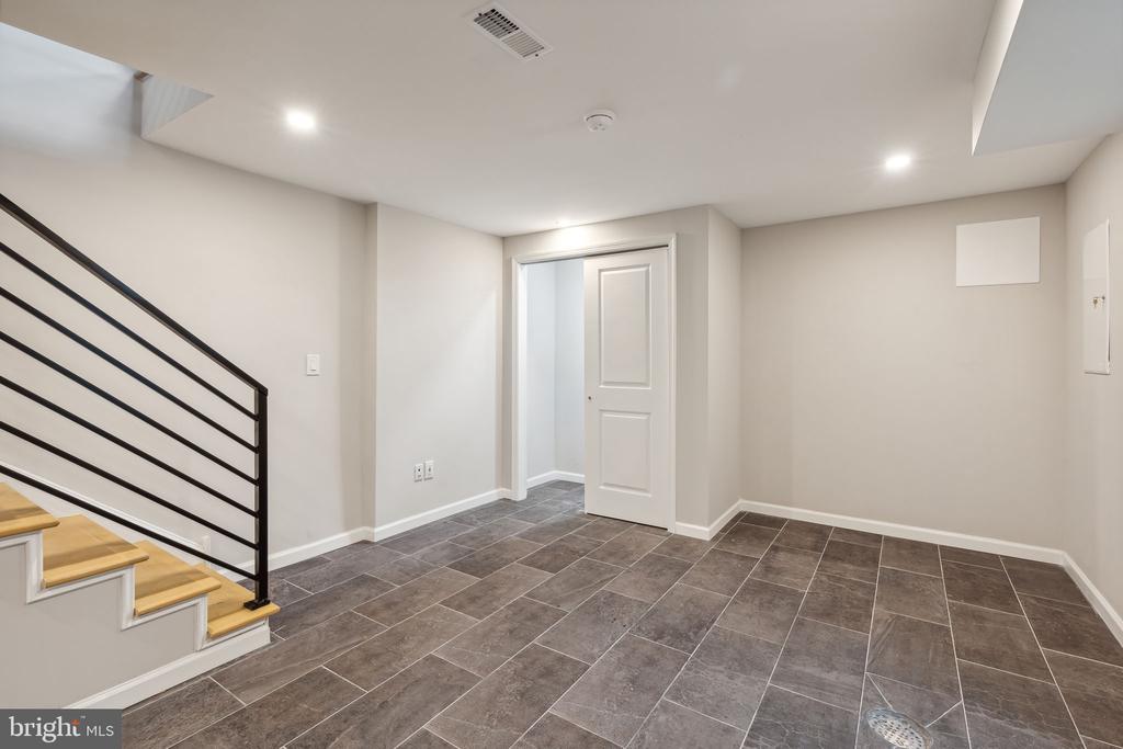 1214 S 22ND STREET