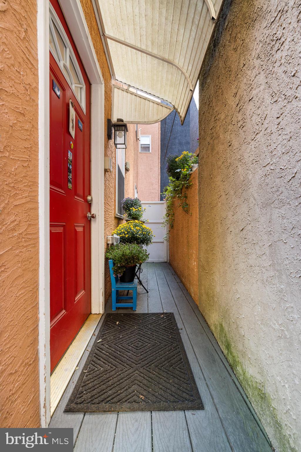 415 CATHARINE STREET