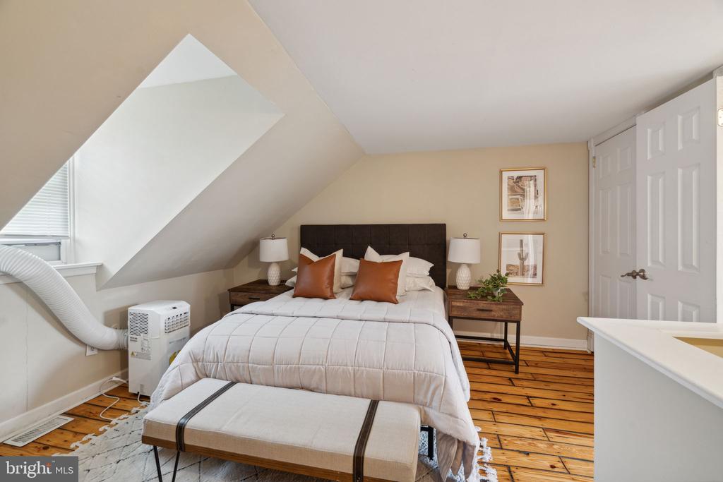 510 S 11TH STREET
