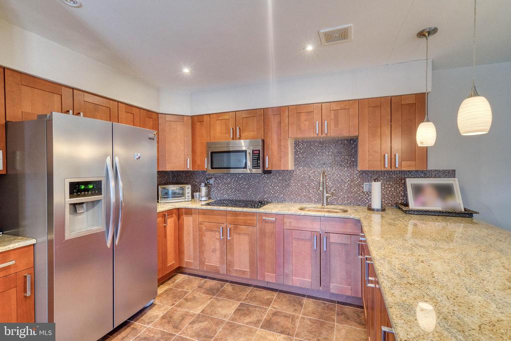 4000 GYPSY LANE 307