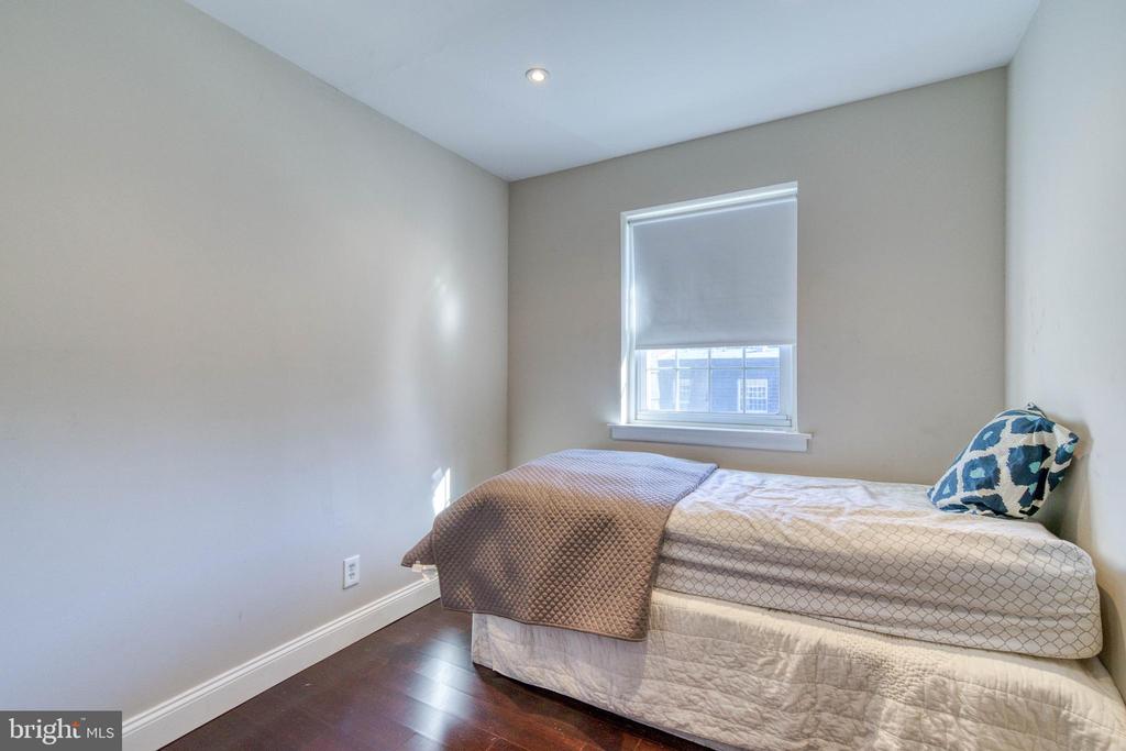 4000 GYPSY LANE 307