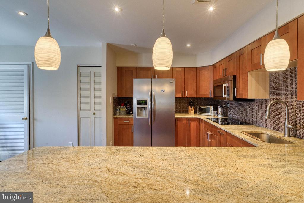 4000 GYPSY LANE 307