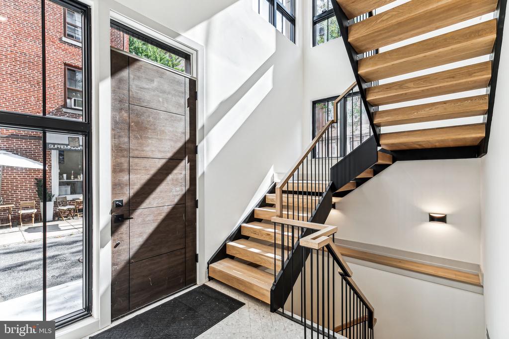 344 S HICKS STREET