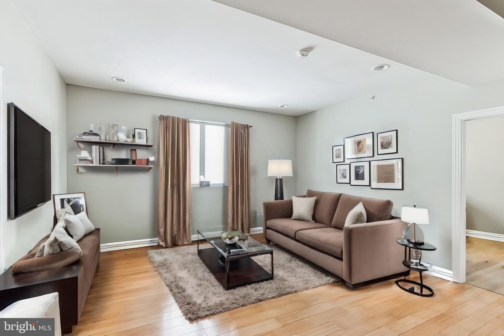 331 N 40TH STREET 3B