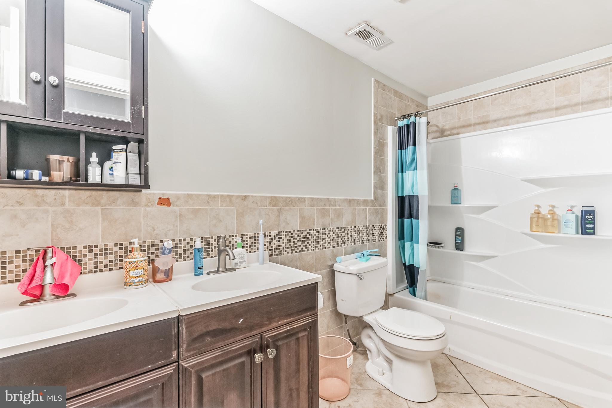 331 N 40TH STREET 3B