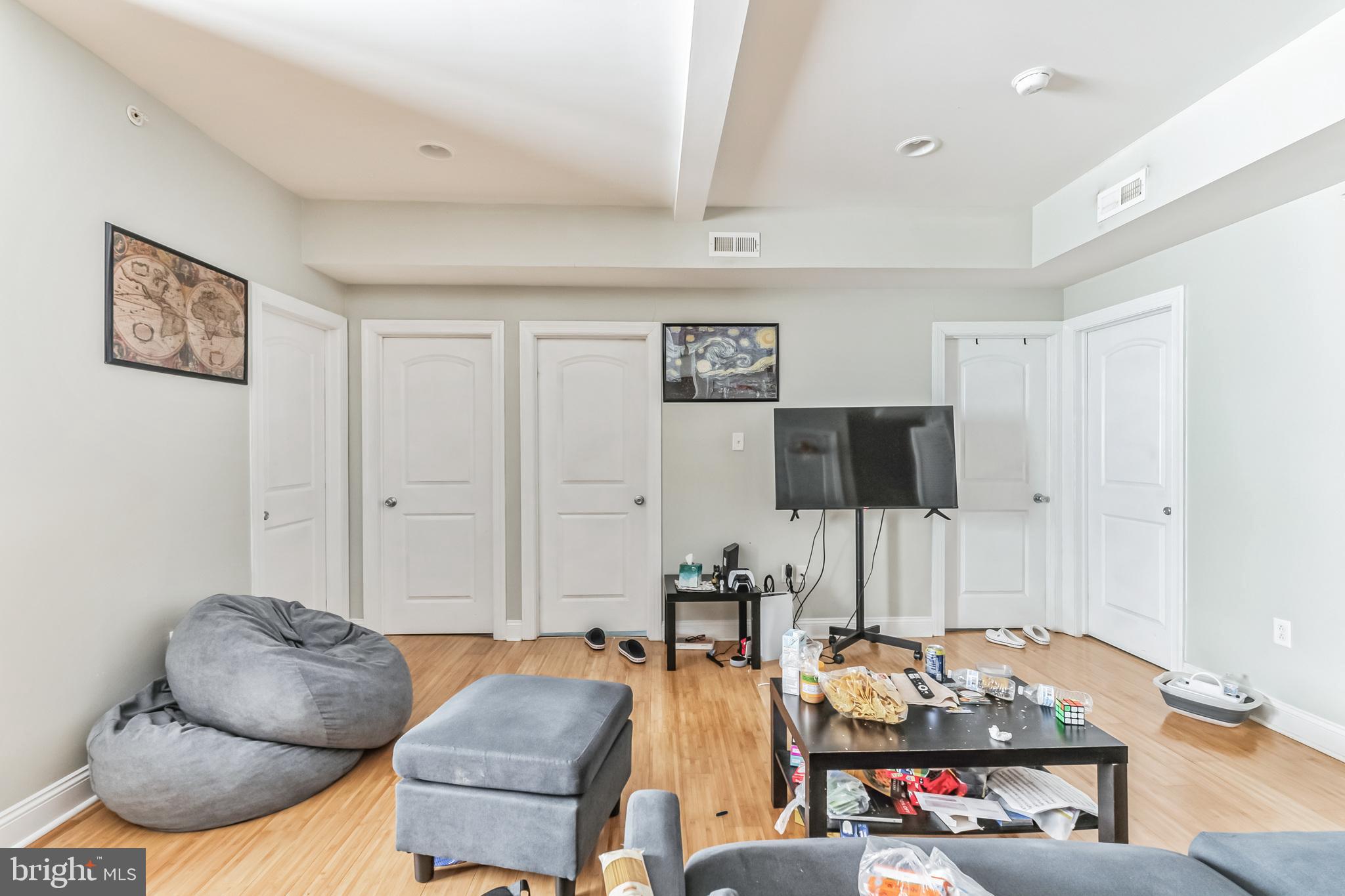 331 N 40TH STREET 3B