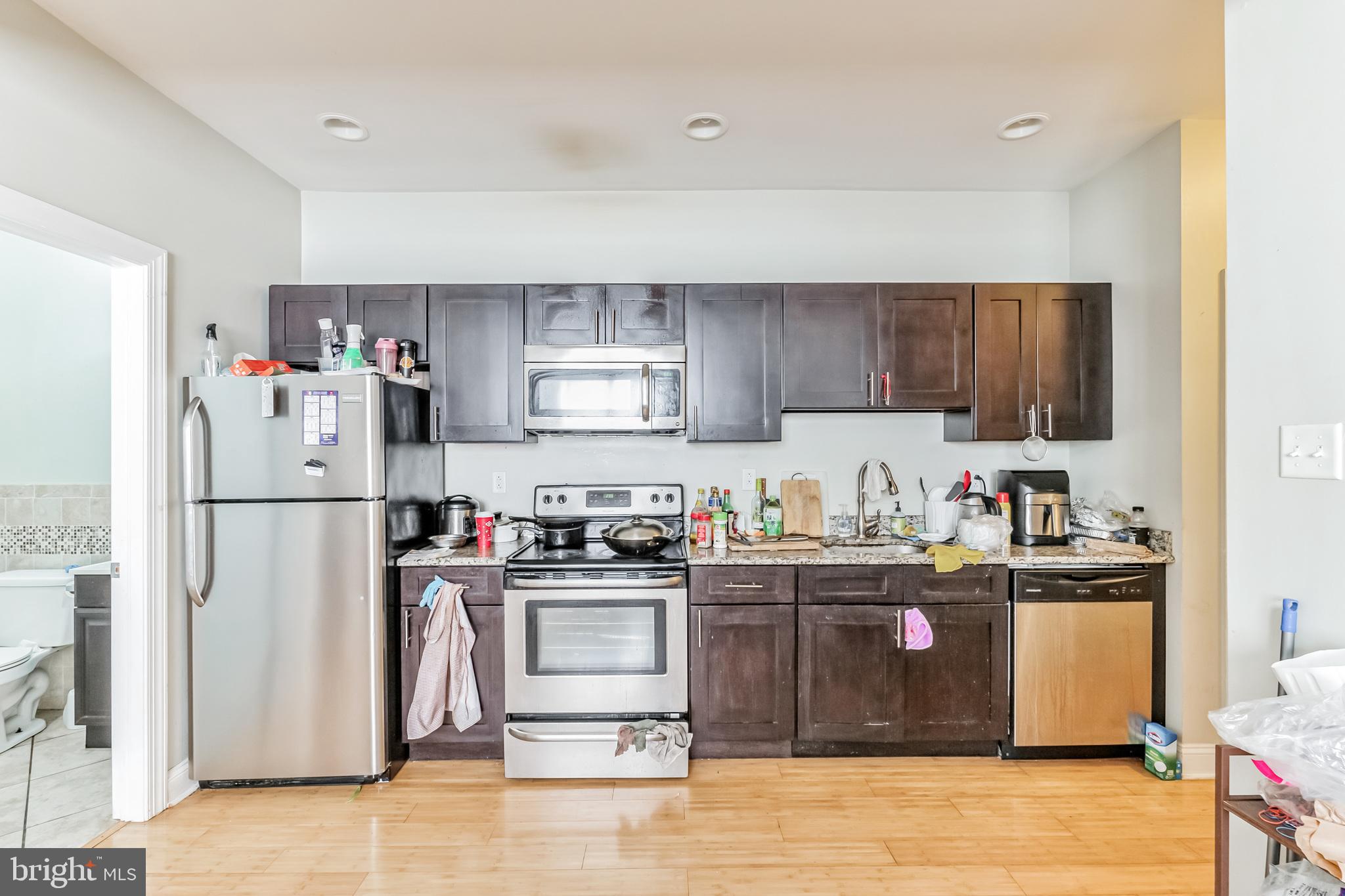 331 N 40TH STREET 3B