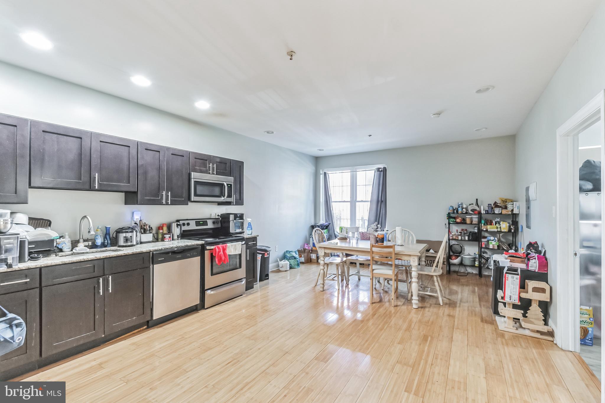 331 N 40TH STREET 3B