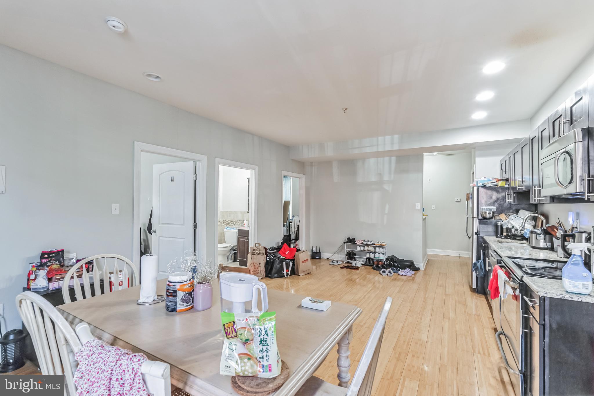 331 N 40TH STREET 3B
