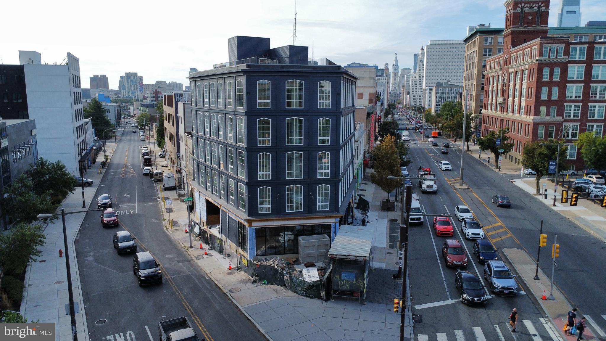 689 N BROAD STREET