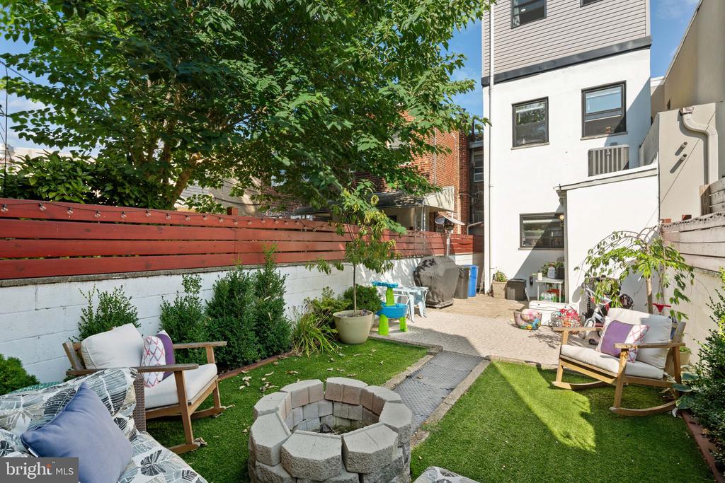 1924 S 13TH STREET