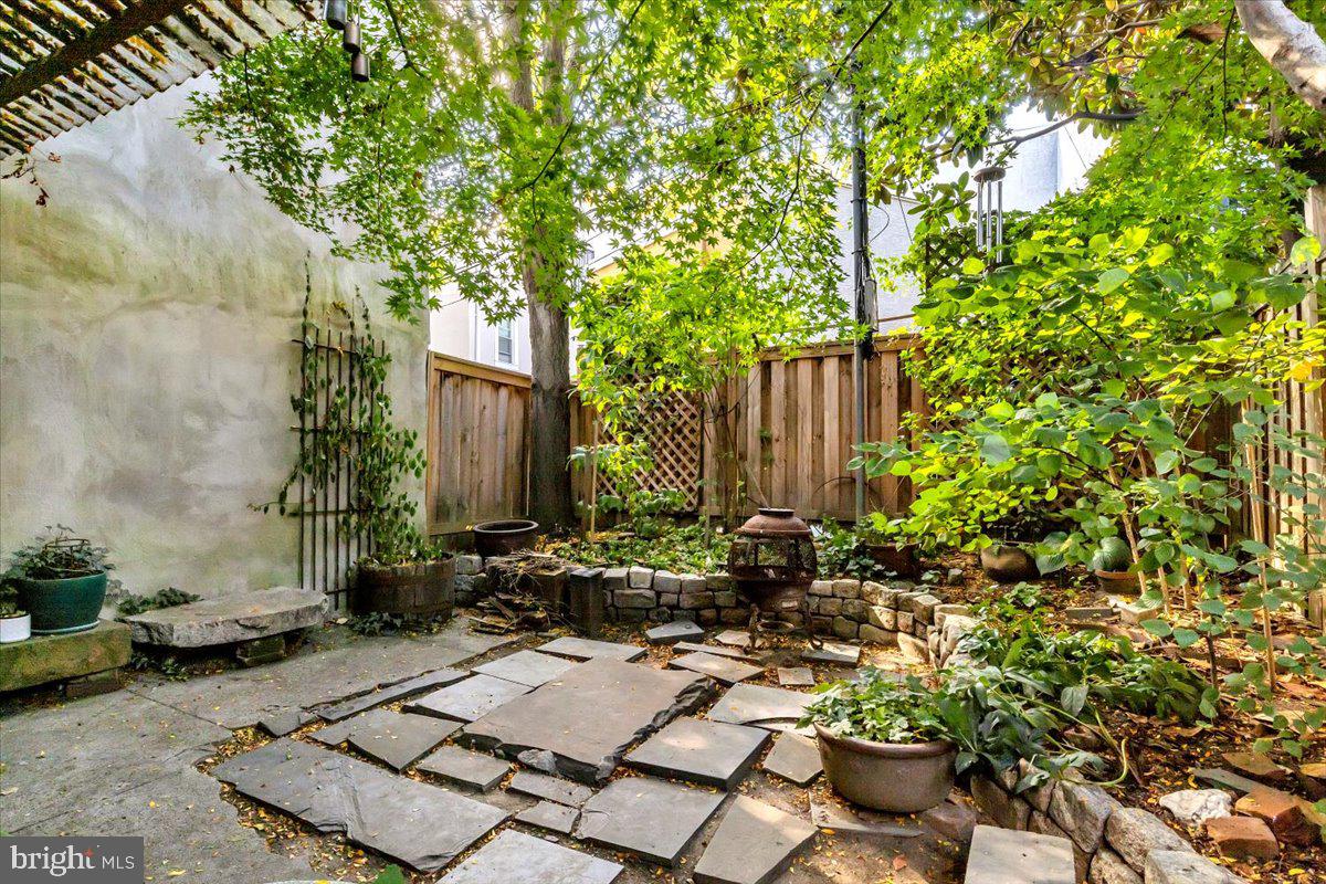 966 N 5TH STREET